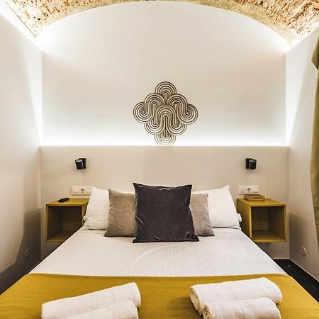 Apartamentos Caceres Central Suites Ngoại thất bức ảnh