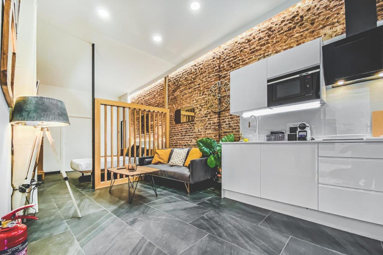 Apartamentos Caceres Central Suites Ngoại thất bức ảnh