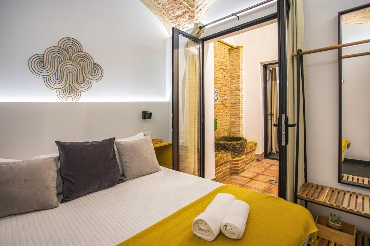 Apartamentos Caceres Central Suites Ngoại thất bức ảnh